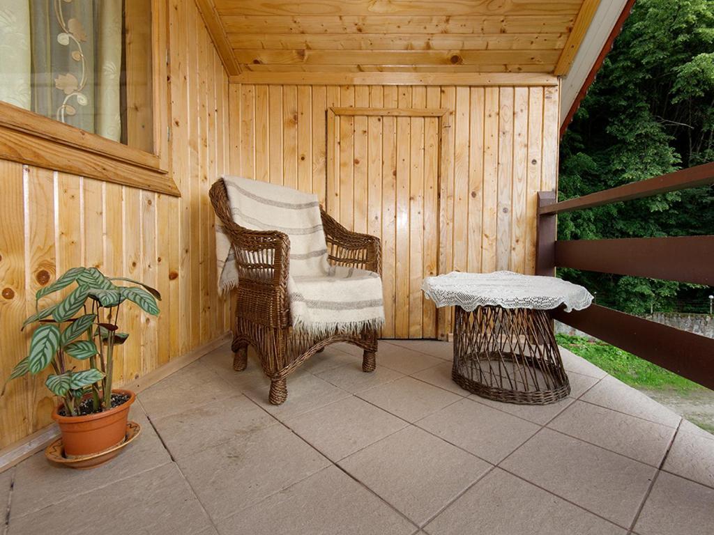 Hotel Pensiunea Bobu Izvoru Muntelui Esterno foto